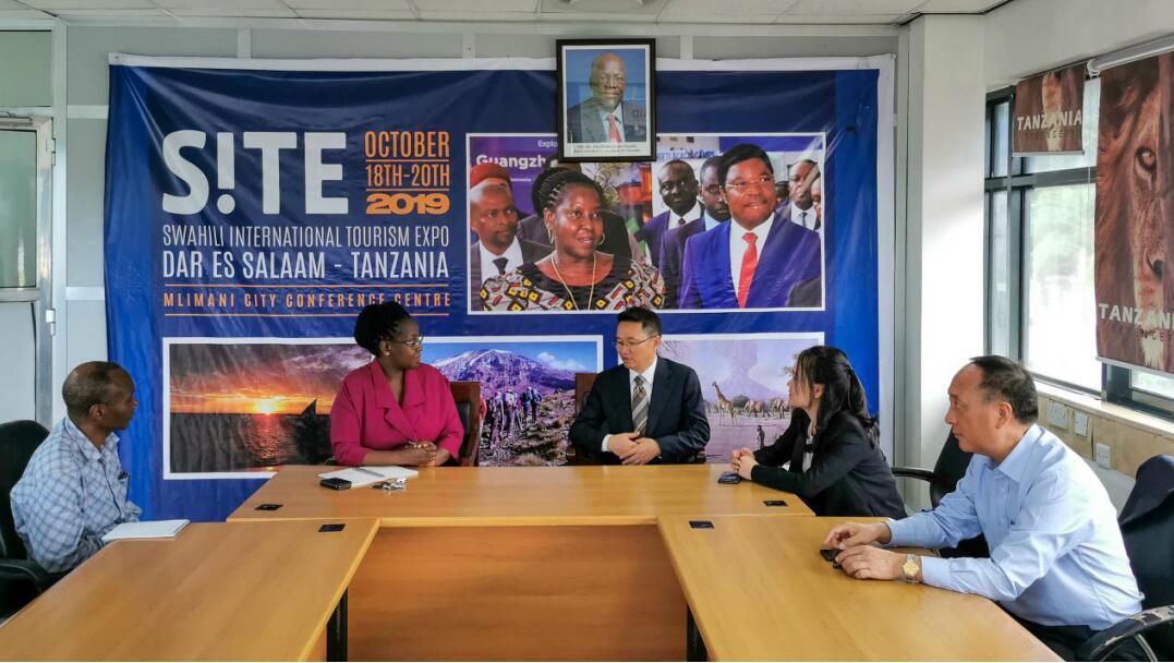 集團(tuán)領(lǐng)導(dǎo)帶隊(duì)赴埃塞俄比亞、坦桑尼亞、阿聯(lián)酋考察