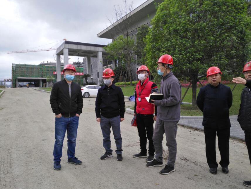 集團(tuán)領(lǐng)導(dǎo)赴金牛賓館檢查復(fù)工工作