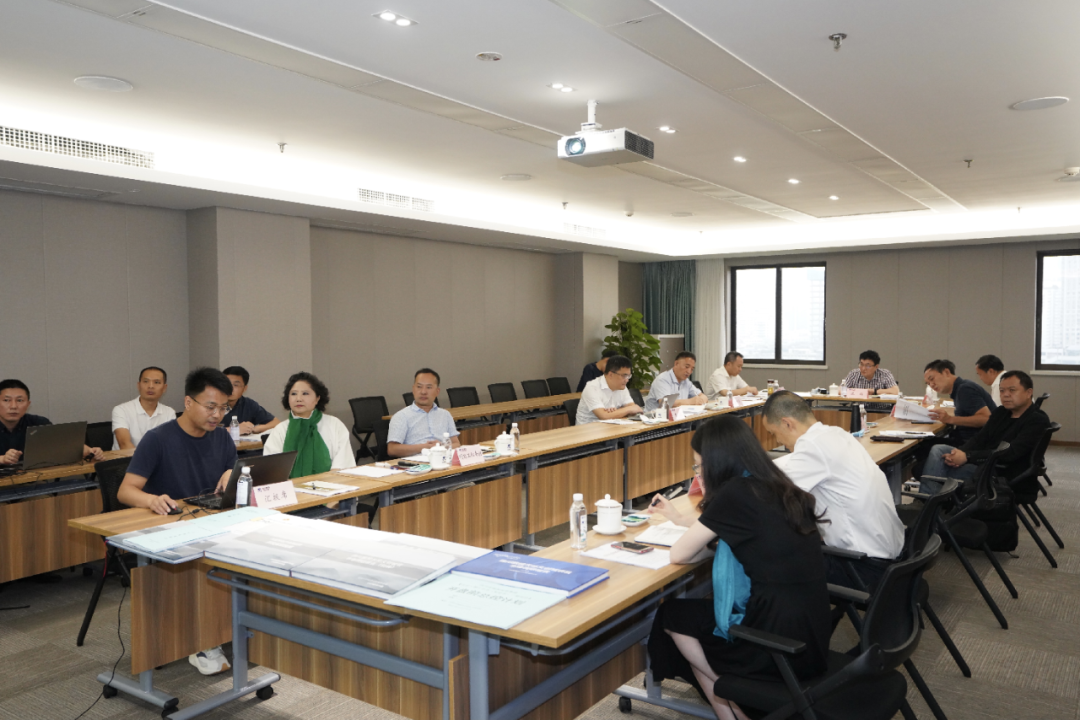 集團(tuán)召開2022年第一次戰(zhàn)略與投資決策(咨詢)委員會(huì)會(huì)議